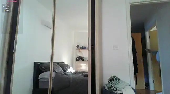 Nizzlivecam online show from 01-02-25, 02:02