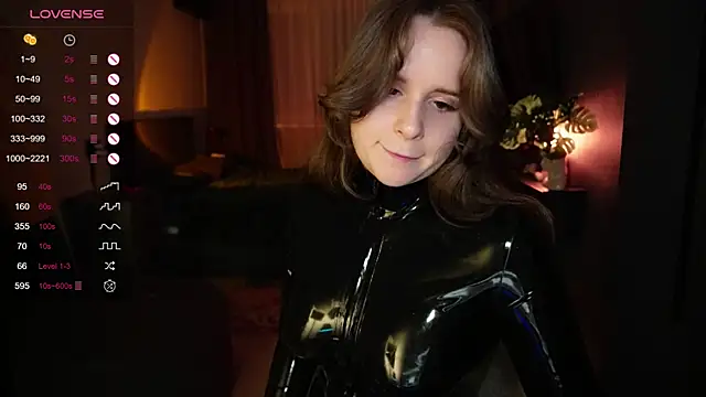 Jantrlatex online show from 05-17-26, 08:38