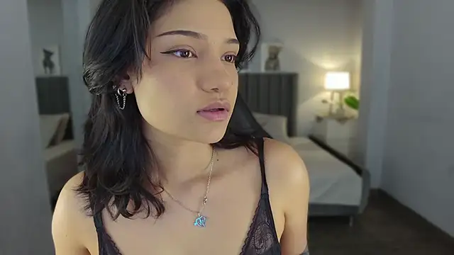 Snapshot of renee_shelby_ chatting on 09-13-25, 09:14 renee shelby online show from 09-13-25, 09:14