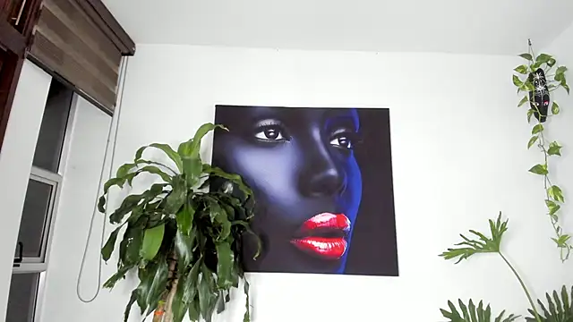 Andrea Williams  online show from 04-12-26, 03:44