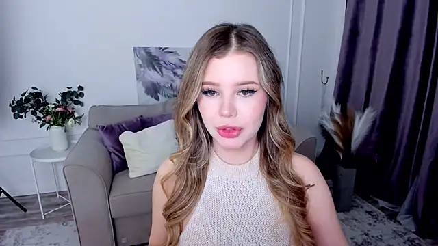 FollowLovee online show from 10-04-25, 07:34