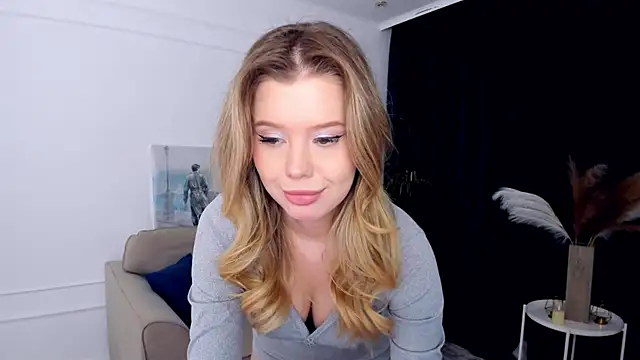 FollowLovee online show from 04-16-26, 09:39