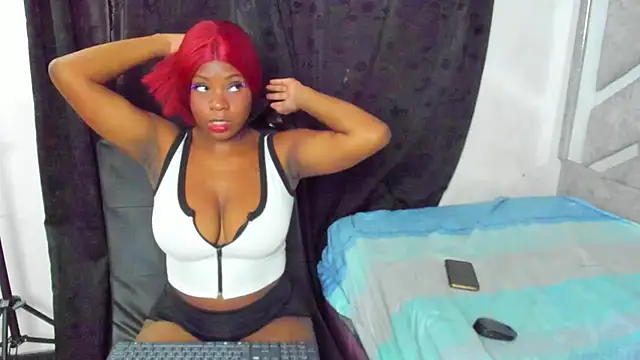 EvaxEmma online show from 09-12-25, 12:38