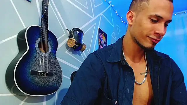 MagnusFrost online show from 02-18-25, 08:14