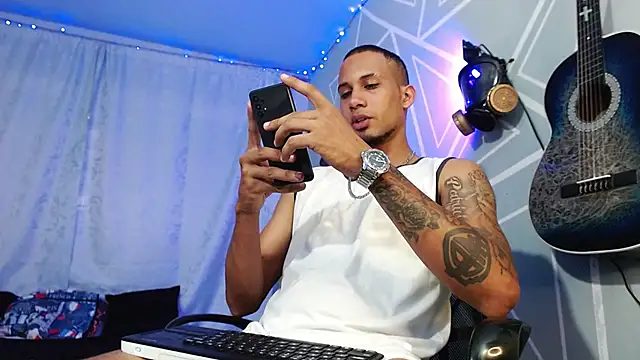 MagnusFrost online show from 03-19-25, 10:42