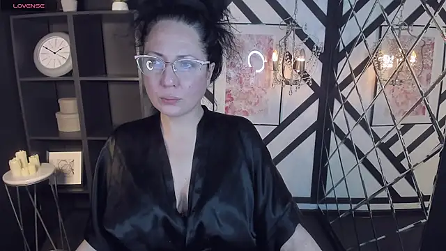 Snapshot of Anita_Muse chatting on 01-13-25, 12:19 Anita Muse online show from 01-13-25, 12:19