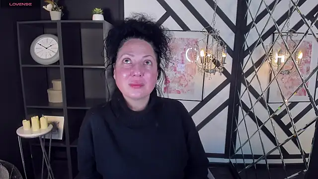 Snapshot of Anita_Muse chatting on 01-17-25, 09:06 Anita Muse online show from 01-17-25, 09:06