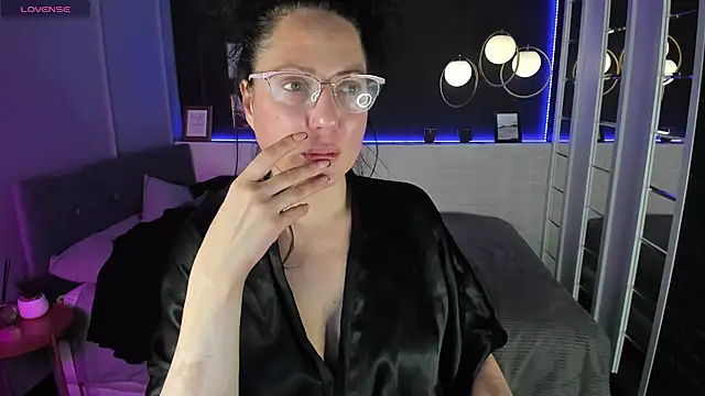 Snapshot of Anita_Muse chatting on 01-19-25, 01:44 Anita Muse online show from 01-19-25, 01:44