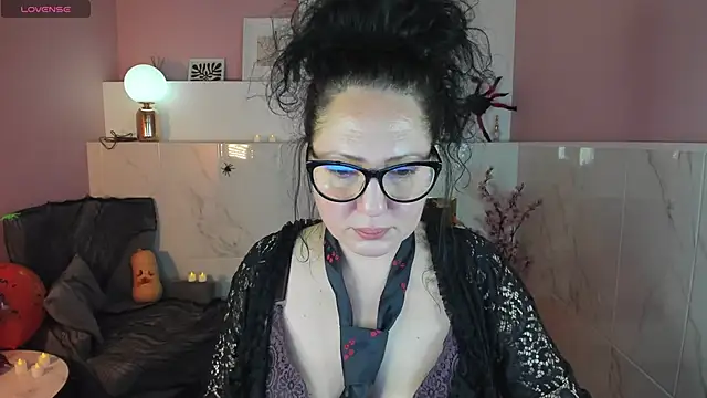 Anita Muse online show from 10-30-25, 08:42