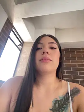 Latina vanessa online show from 03-21-26, 06:55