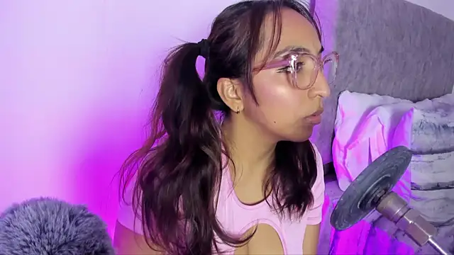 Leticia brownn1 online show from 03-29-26, 04:51