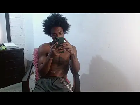 Larry-n-clouds online show from 05-27-26, 01:57