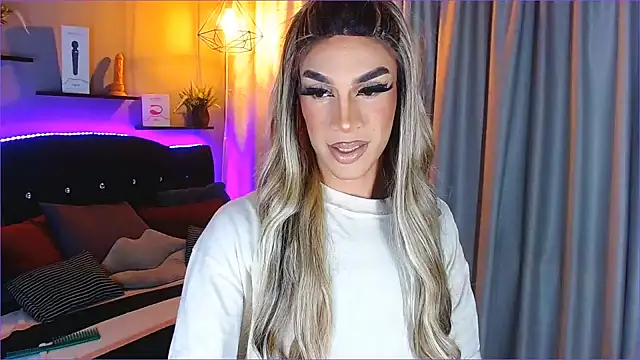 camila hootie online show from 01-22-25, 03:20