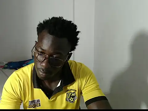  Lowmaypalacios online show from 04-13-26, 06:13