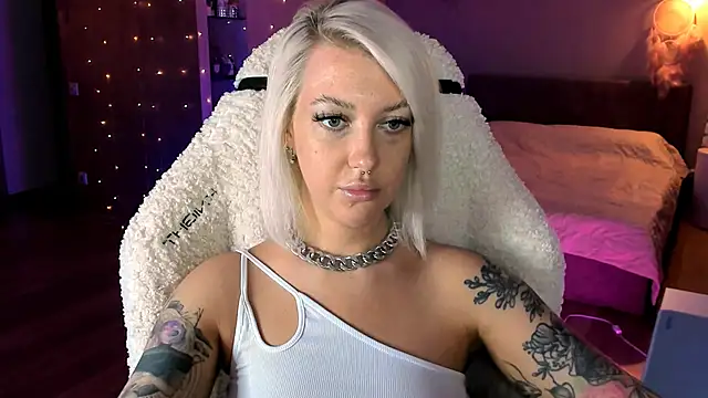 tykioty Miley online show from 12-05-25, 12:25