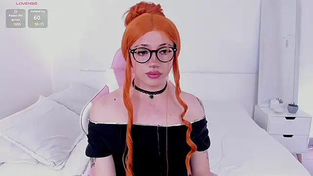 Snapshot of KloeKing__ chatting on 01-27-25, 09:11 KloeKing   online show from 01-27-25, 09:11