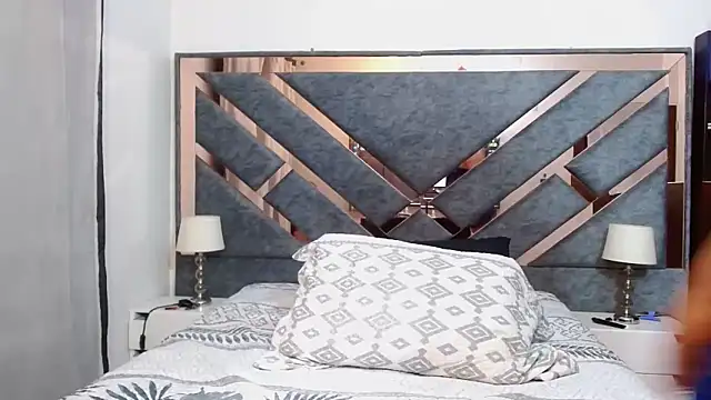 KarlaTesg online show from 09-09-25, 09:31