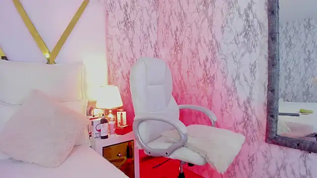 Athziry  online show from 12-13-24, 12:42