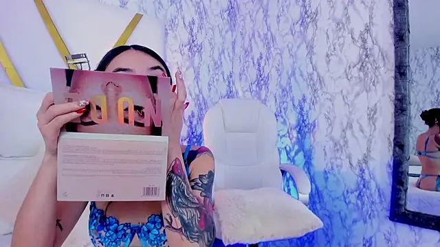 Athziry  online show from 12-18-24, 09:40