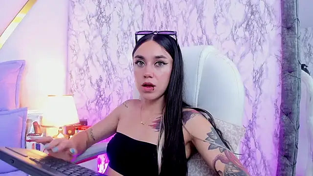 Athziry  online show from 02-07-25, 02:29