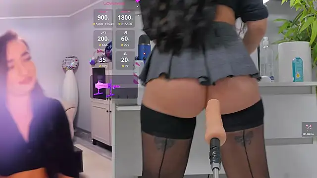 Snapshot of luckyalice_ chatting on 09-12-25, 07:03 luckyalice  online show from 09-12-25, 07:03