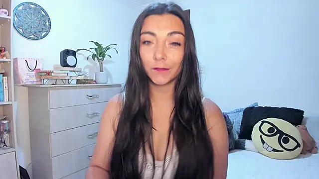 Snapshot of Karla_hernandez_ chatting on 07-08-26, 10:42 Karla hernandez online show from 07-08-26, 10:42