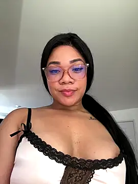 ashley Tompson1 online show from 11-21-25, 12:15