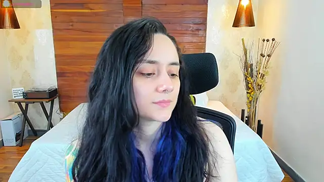 KatherineBond online show from 01-30-25, 12:18