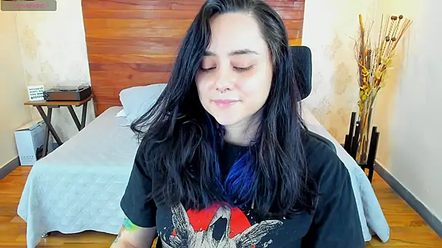 KatherineBond online show from 02-07-25, 08:53