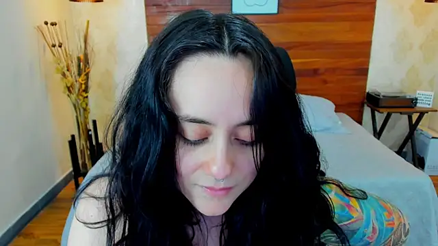 KatherineBond online show from 02-10-25, 07:38