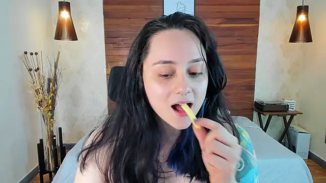 KatherineBond online show from 03-15-25, 01:19