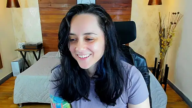 KatherineBond online show from 03-19-25, 01:32