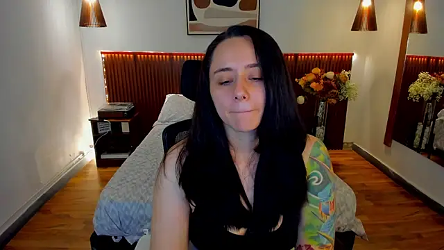KatherineBond online show from 05-04-26, 09:11