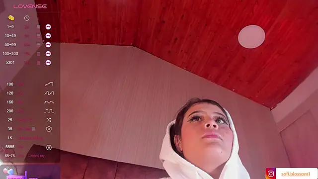 Sofi Blossom online show from 03-07-25, 08:33