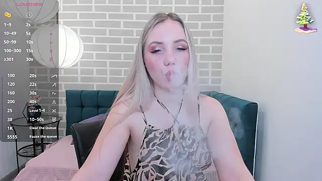 EvaMoran online show from 06-04-26, 01:44