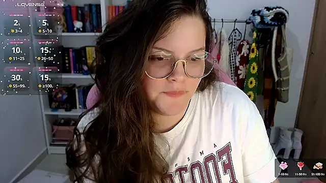 Snapshot of Gabiwaifu chatting on 10-05-25, 12:14 Gabiwaifu online show from 10-05-25, 12:14