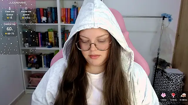 Gabiwaifu online show from 10-24-25, 11:34