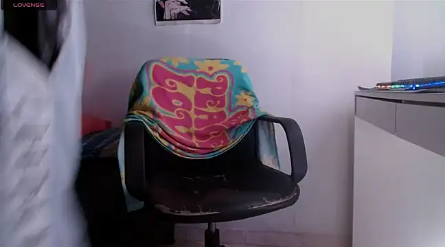 deividcloud36 online show from 02-23-25, 06:17