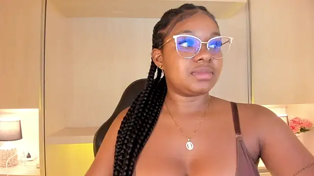 tamaraa smiith online show from 10-21-25, 08:09