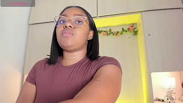 tamaraa smiith online show from 04-15-26, 07:58