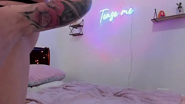 Manuela monroe online show from 12-03-25, 09:57