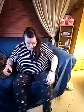 Bayou Woman68 online show from 11-16-25, 11:27