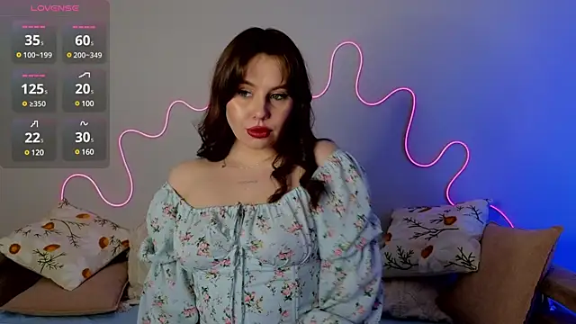 Aisha Riley online show from 02-18-25, 01:33