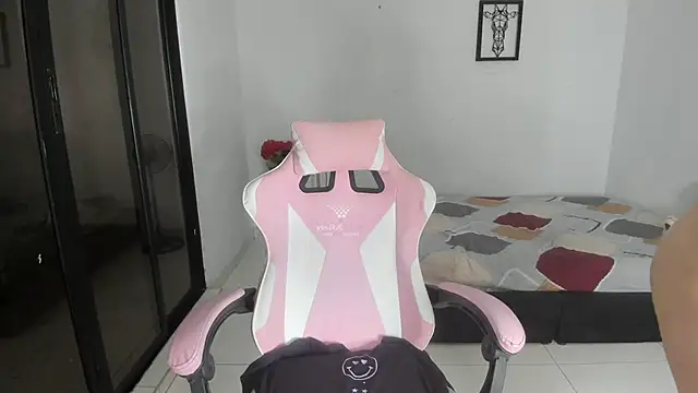 julinee smithh online show from 03-24-26, 11:15