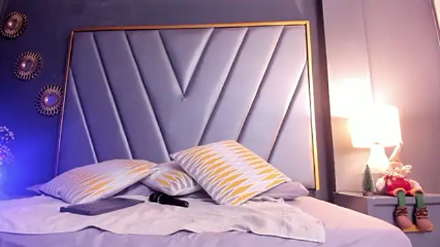 BrendaAdams  online show from 12-17-25, 10:43