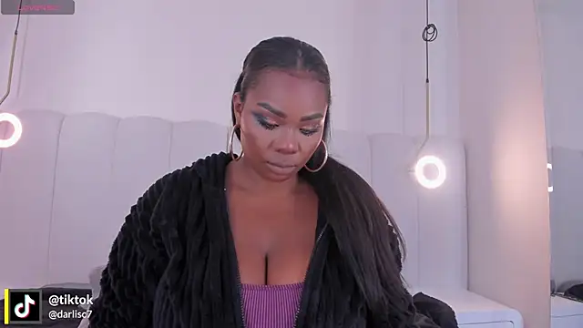  huge boobs ebony online show from 10-08-25, 07:11