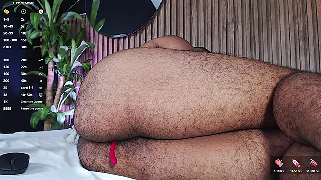 Snapshot of DilanJonnes_ chatting on 12-05-24, 04:01 DilanJonnes online show from 12-05-24, 04:01