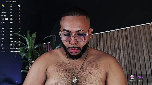 Snapshot of DilanJonnes_ chatting on 12-22-24, 10:04 DilanJonnes online show from 12-22-24, 10:04