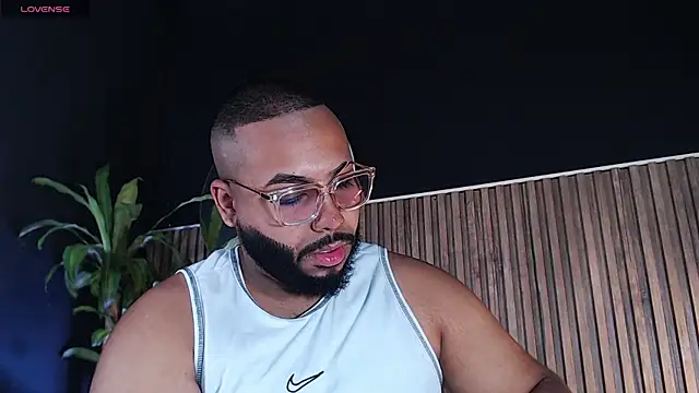 Snapshot of DilanJonnes_ chatting on 12-31-24, 08:56 DilanJonnes online show from 12-31-24, 08:56