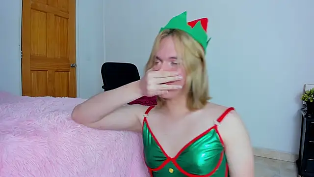Snapshot of _Little_angel69 chatting on 12-24-24, 03:47  Little angel69 online show from 12-24-24, 03:47